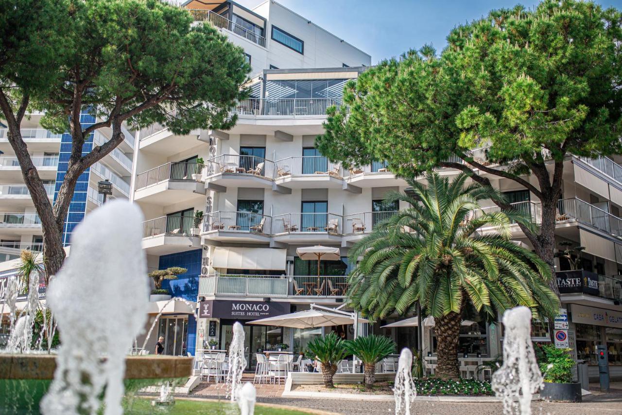 Monaco Suites Hotel Lignano Sabbiadoro Exterior foto